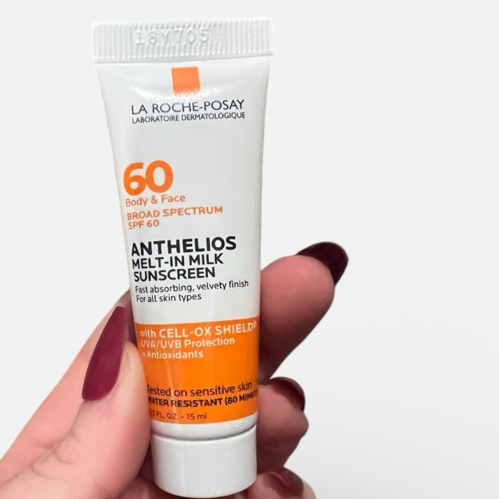 La Roche-Posay Anthelios SPF 60 Sunscreen - White and Orange